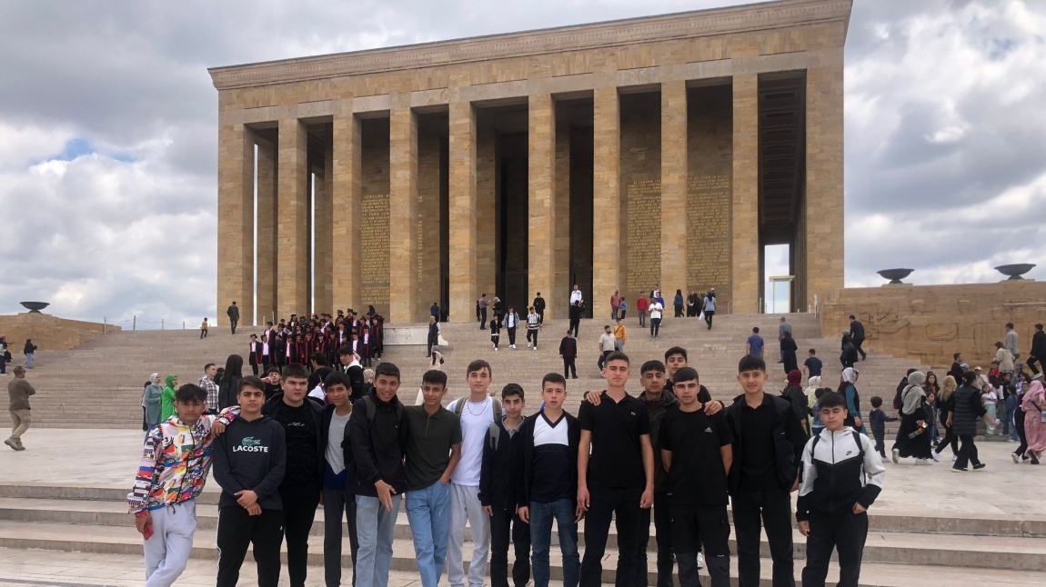 Cumhuriyetimizin Kurucusu Ulu Önder Mustafa Kemal Atatürk'ün ebedî istirahatgâhı olan Anıtkabir’i ziyaret ettik